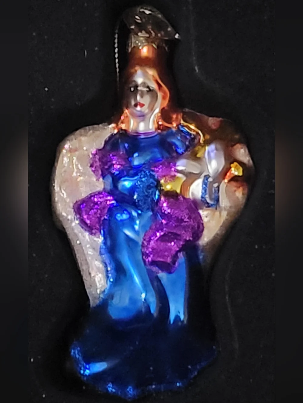 Thomas Pacconi Classics Angels Blown Glass Angel Christmas Ornaments - set of 10 - Picture 9 of 16